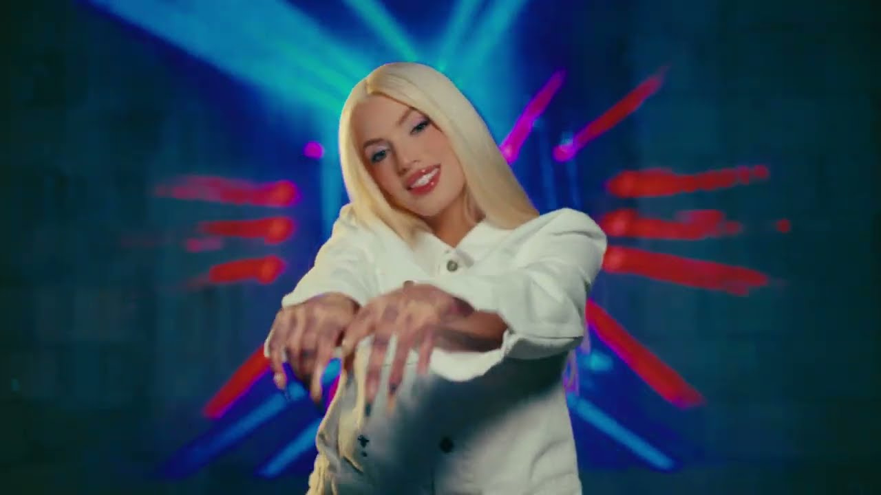 Edward Maya feat  Majela - Sigo Aquí  (Official Video)