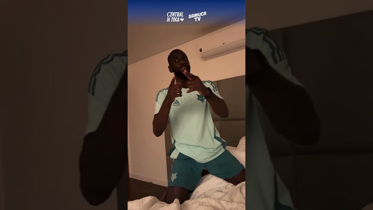 EI, CABELOSSO! BOLASIE CELEBRA VITÓRIA DO CRUZEIRO SOBRE O PALMEIRAS