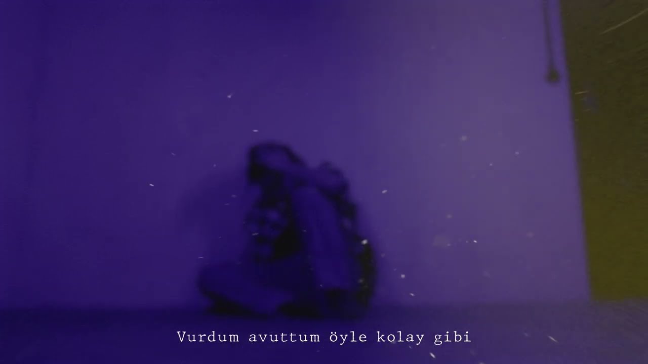 Şekersiz - Ben Bu Şehirde (Official Lyric Video)