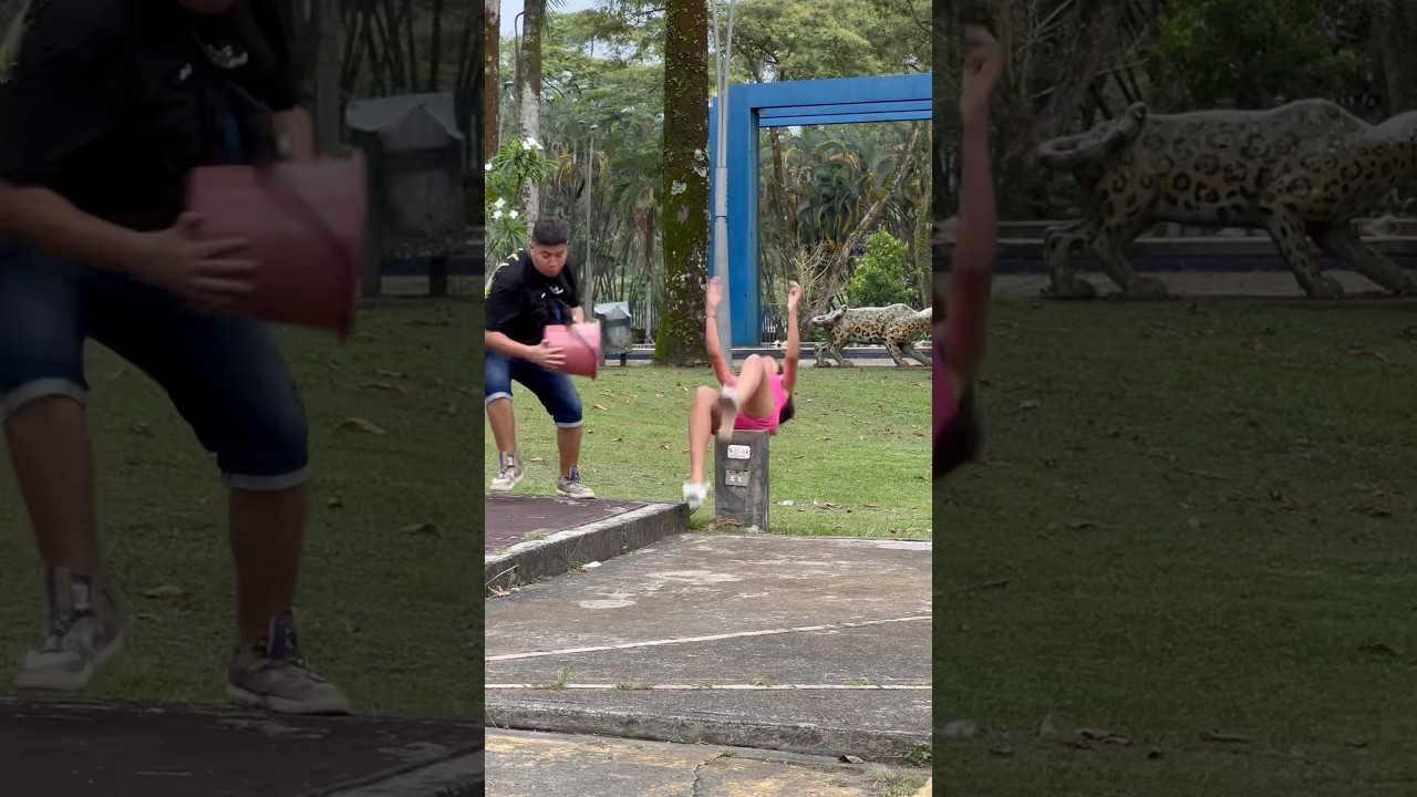 El balde de agua 💦 feliz 😁 broma de humor😍😍🥰