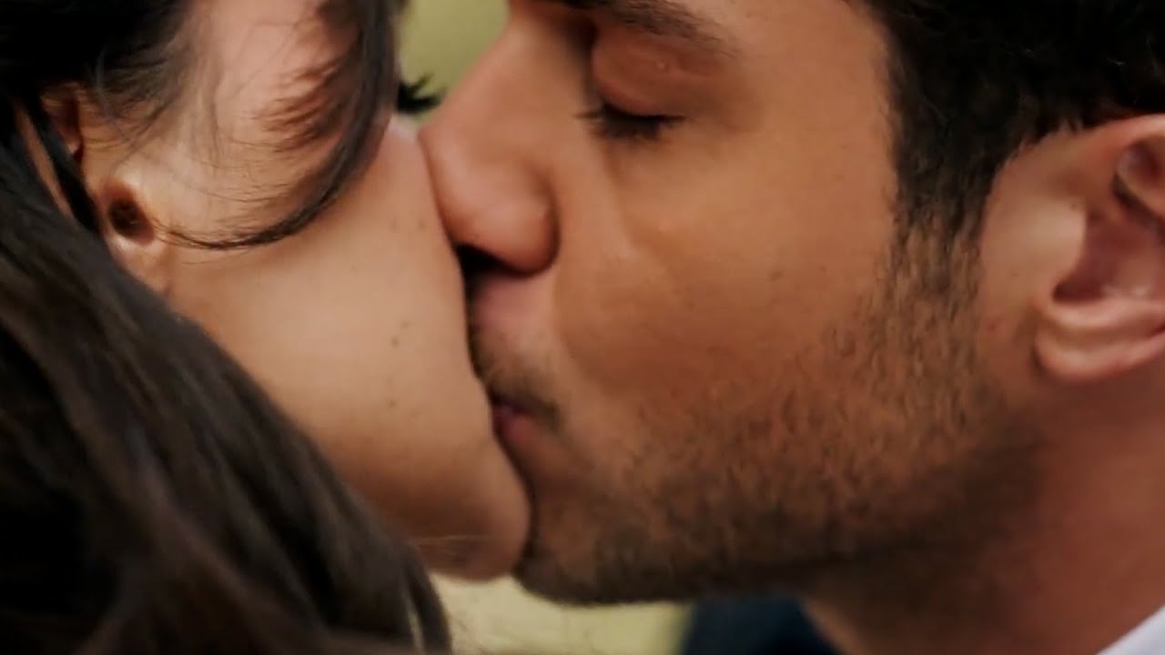 Şelale + Taylan || Treacherous [Yan Oda]