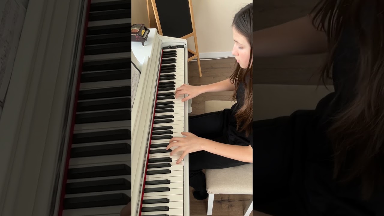 Elif Çelik