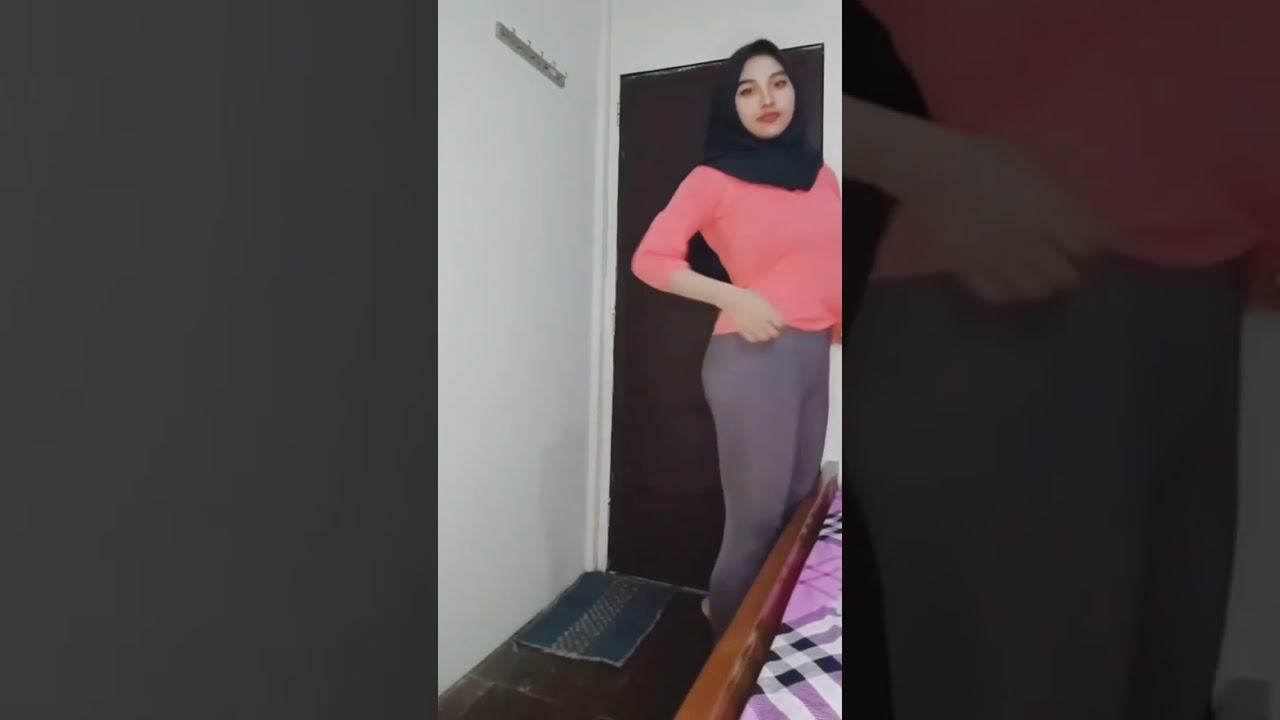 ella rochmi thalia hijab live tiktok