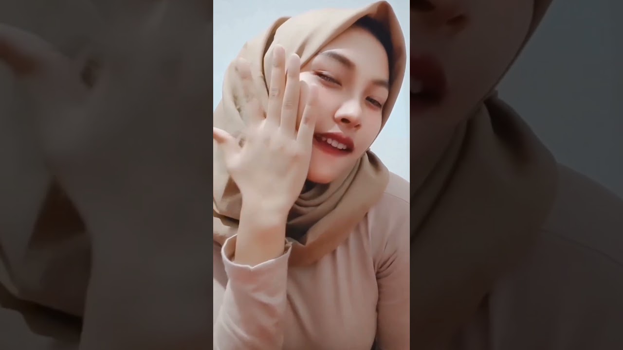 ellarthalia hijab menggoda 1
