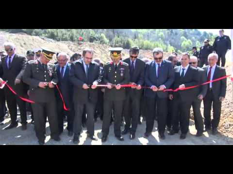 Eller yukarı...