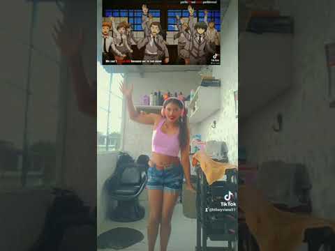 eu dançando mais de anime kkkk