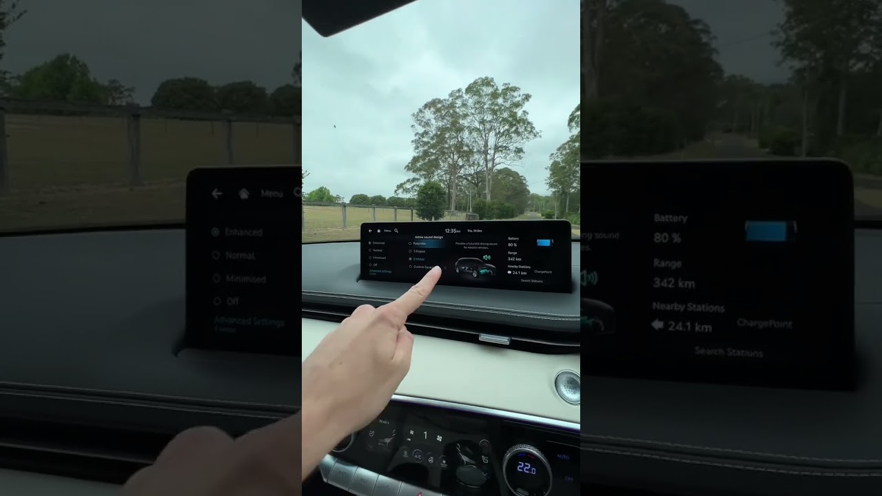 FAKE engine sounds in an electric car 🚘🔊