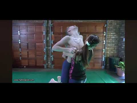 Fightingkids DVDA1258 bearhug