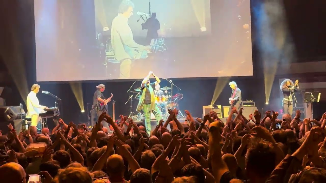 Fish - Vigil 2024 opening Tivoli Utrecht 8 oktober, Great entrance
