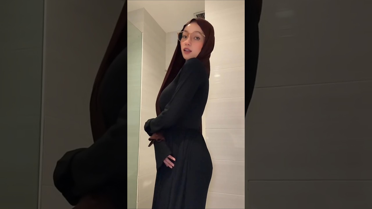 Fit Check 💃🏻 #fadhilahrazak #bodygoals #dress #shortvideo #trending #shorts