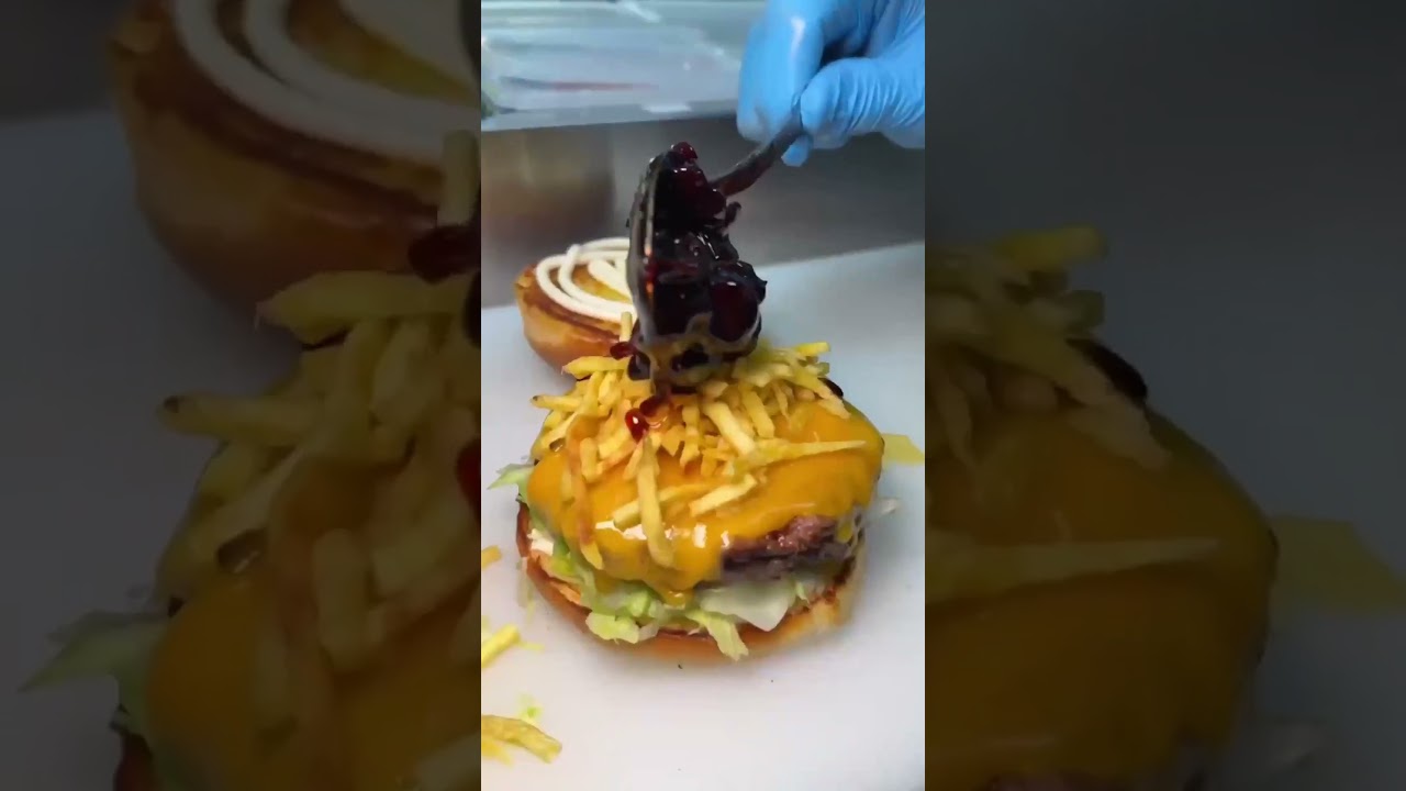 Food District #shorts #lebanon #beirut #food #highlights #hit #sushi #youtube #edm #twitch #pizza