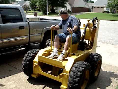 Ford CL40 Skid Loader