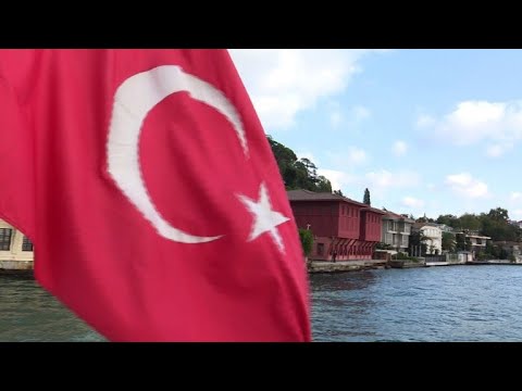 Foreigners snap up Istanbul's iconic waterfront mansions