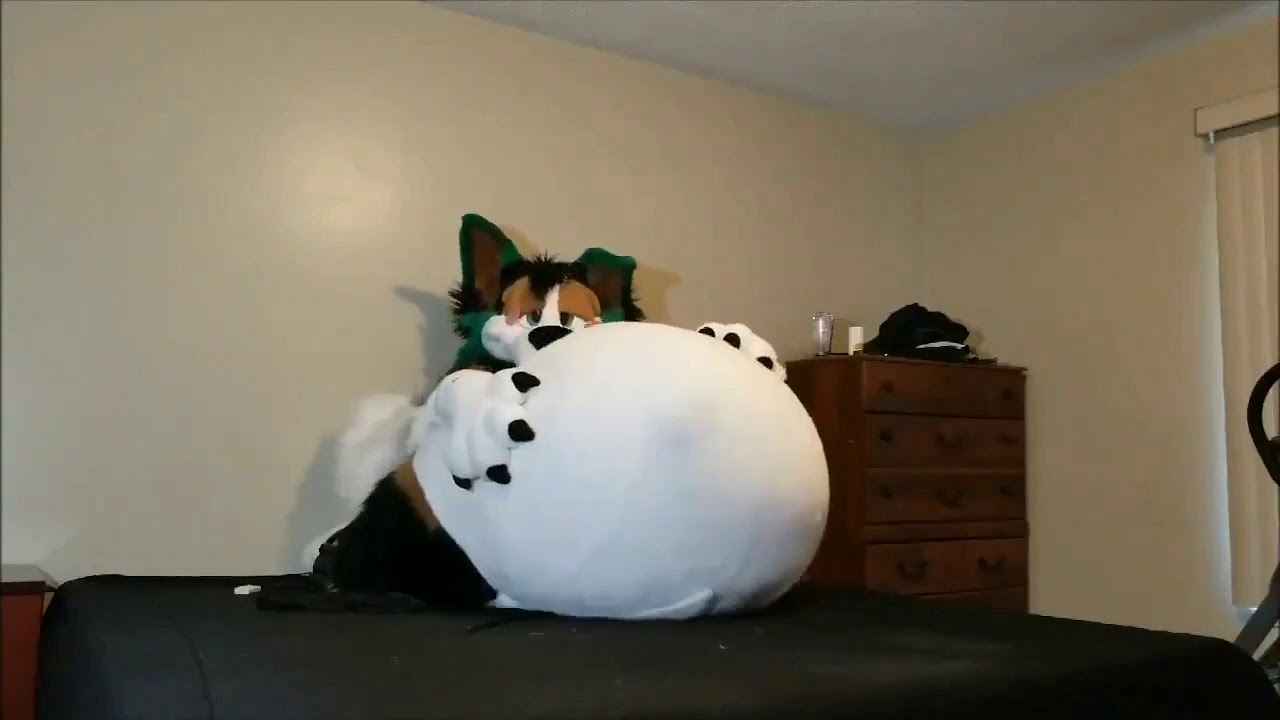 furry vore,,,,again???🥴