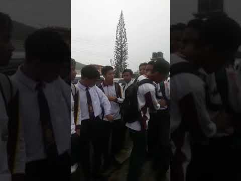 Gaduh budak sekolah