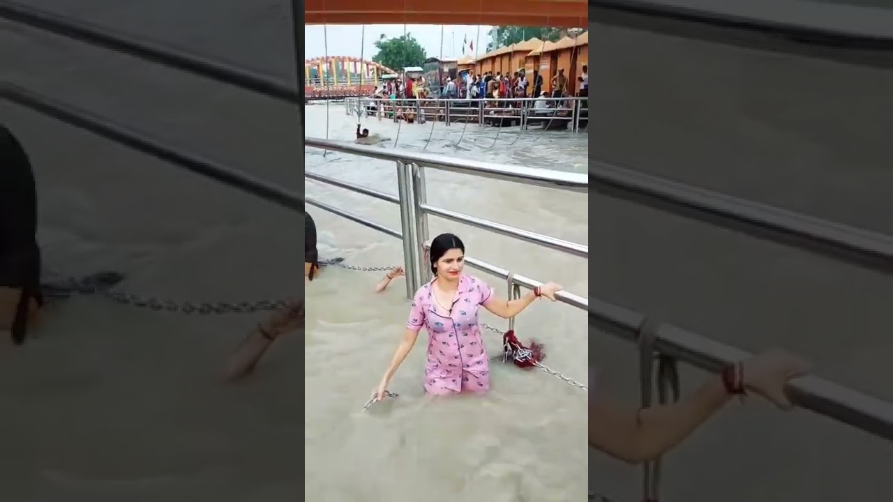 ganga snan🥵🥵. #hot #waterfall #gangariver #gangasnan