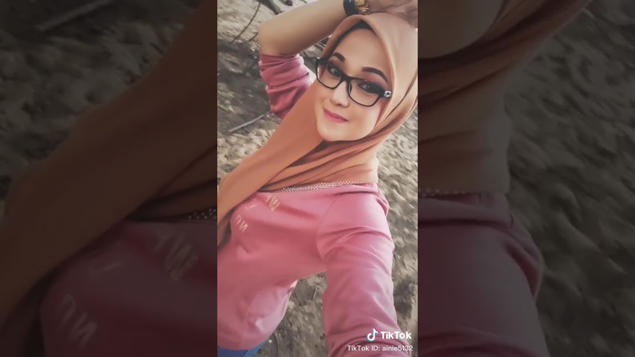 Gelek awek tiktok