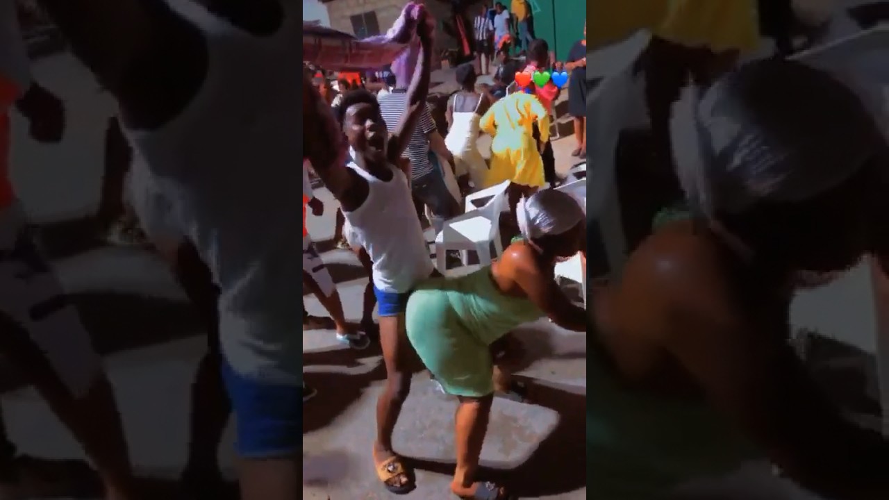 Ghana house party are always the best aswear, Nigerian and Ghanaian got the hot female