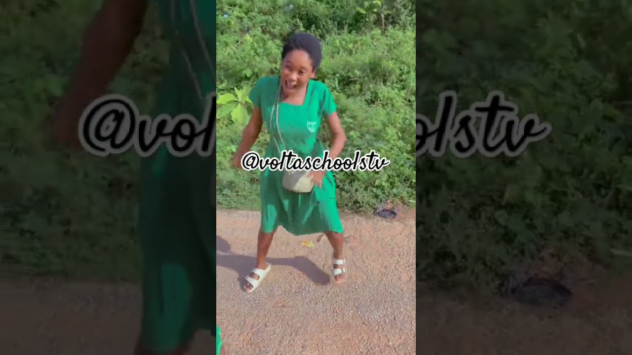 Ghana SHS twerk hard to impress the guys watch