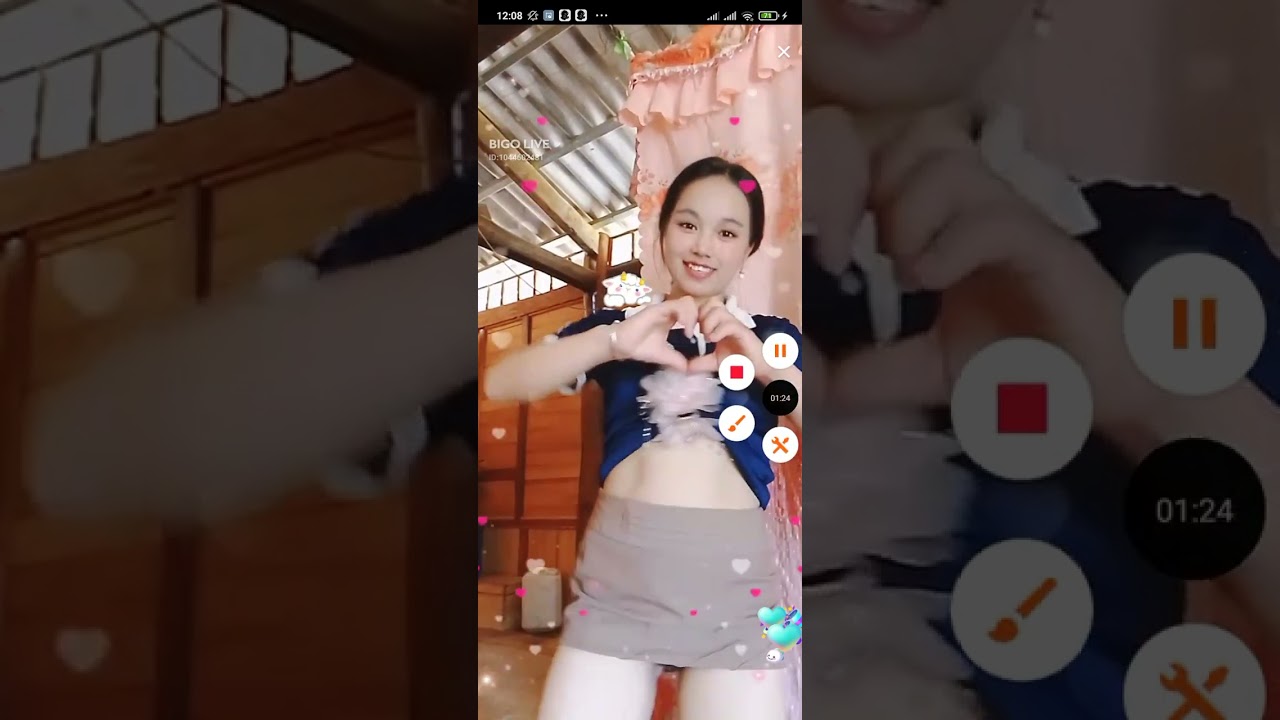 gái xinh bigo nhảy lộ hàng