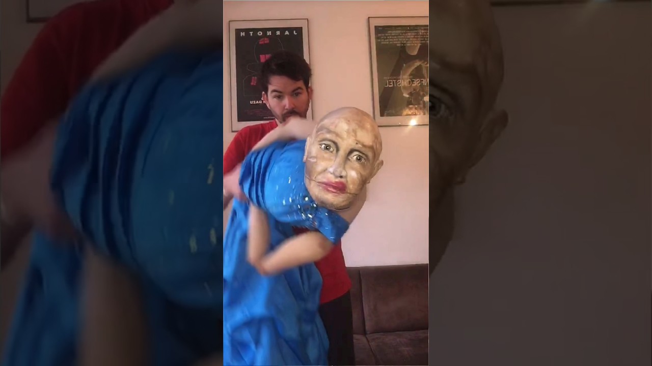 Giant Puppet Dance 🤯🤯 #giantpuppet #puppet #giant #puppets #funny #fyp #fy #fd