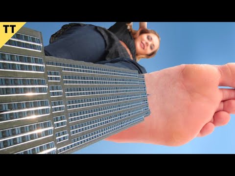 Giantess crushes people in the city #giantess