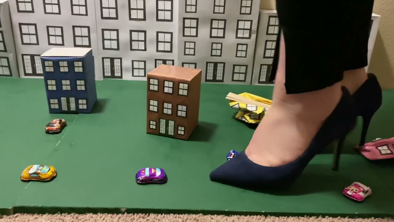 Giantess in Blue High Heel Pumps Crushing City and Cars