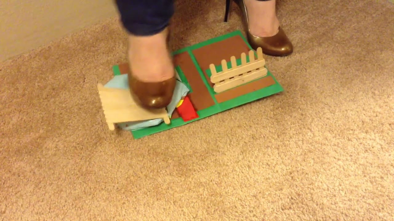 Giantess in Pumps Crushing a House