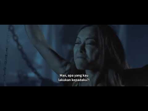 Girls Death Scene ,Girl gets stab in her stomach (stabbed from the back to the stomach)