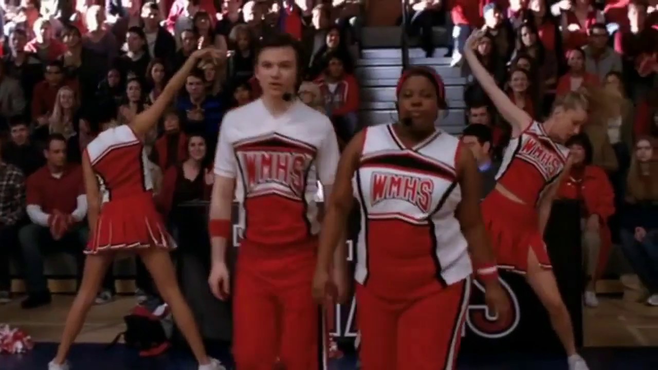 Glee - 4 Minutes (Full Performance)