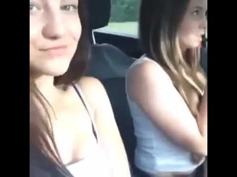 Gostosas Rebolando no Carro