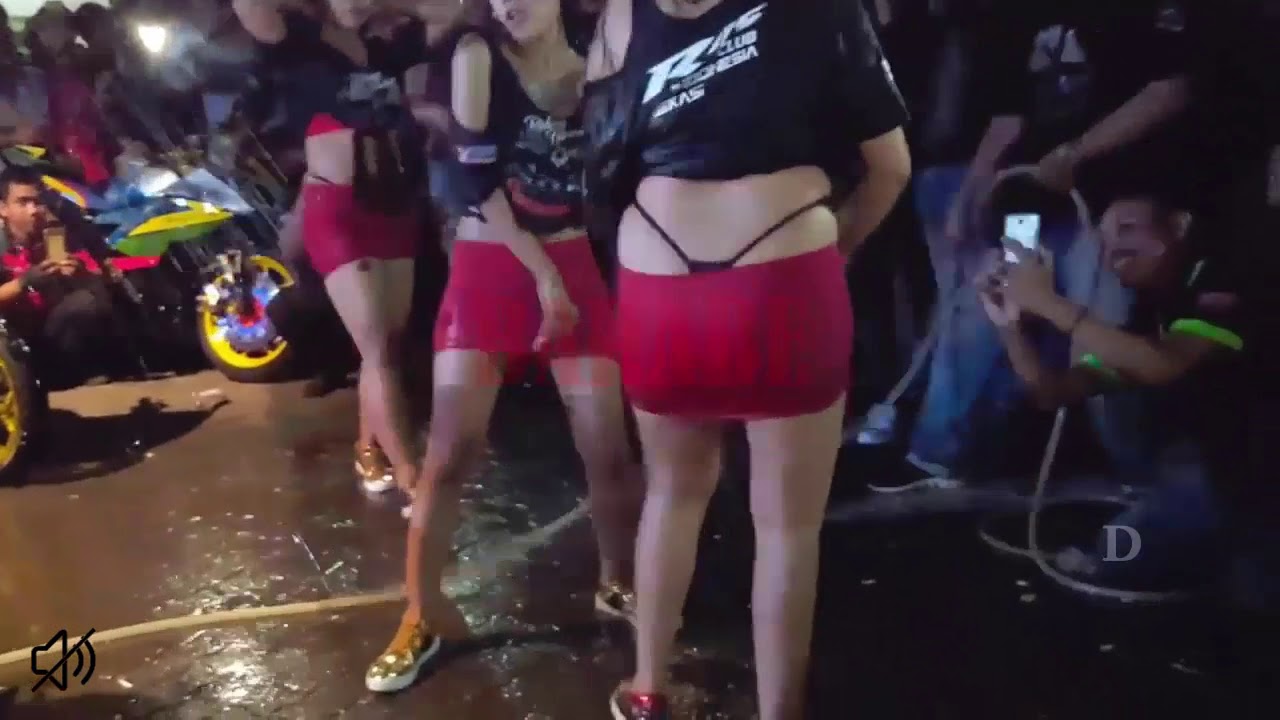GOYANG HOT #ICHAAYUREAL95 SEXY BOKONG SEMOK TOKET MONTOK LAGI PARTY PAKAI CD G-STRING..