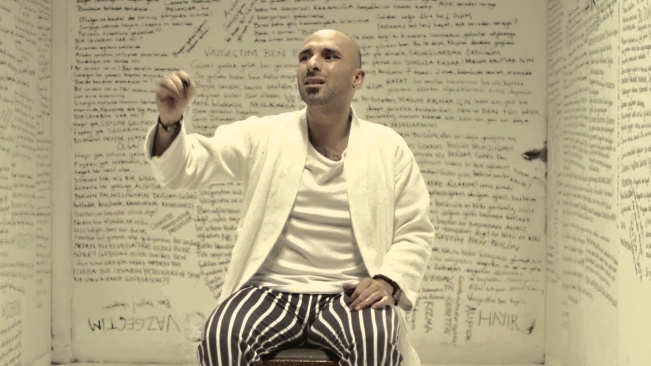 Gripin - Vazgeçtim Ben Bugün (Official Video)