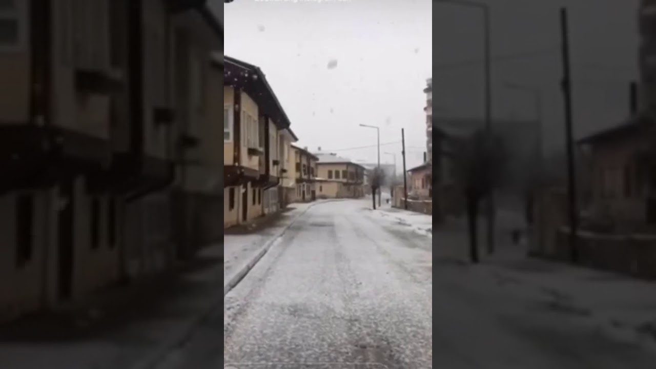Gürün de kar yağıyor
