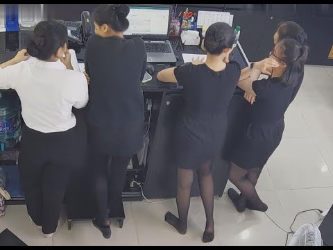 Group of hostess dipping shoeplay at same time