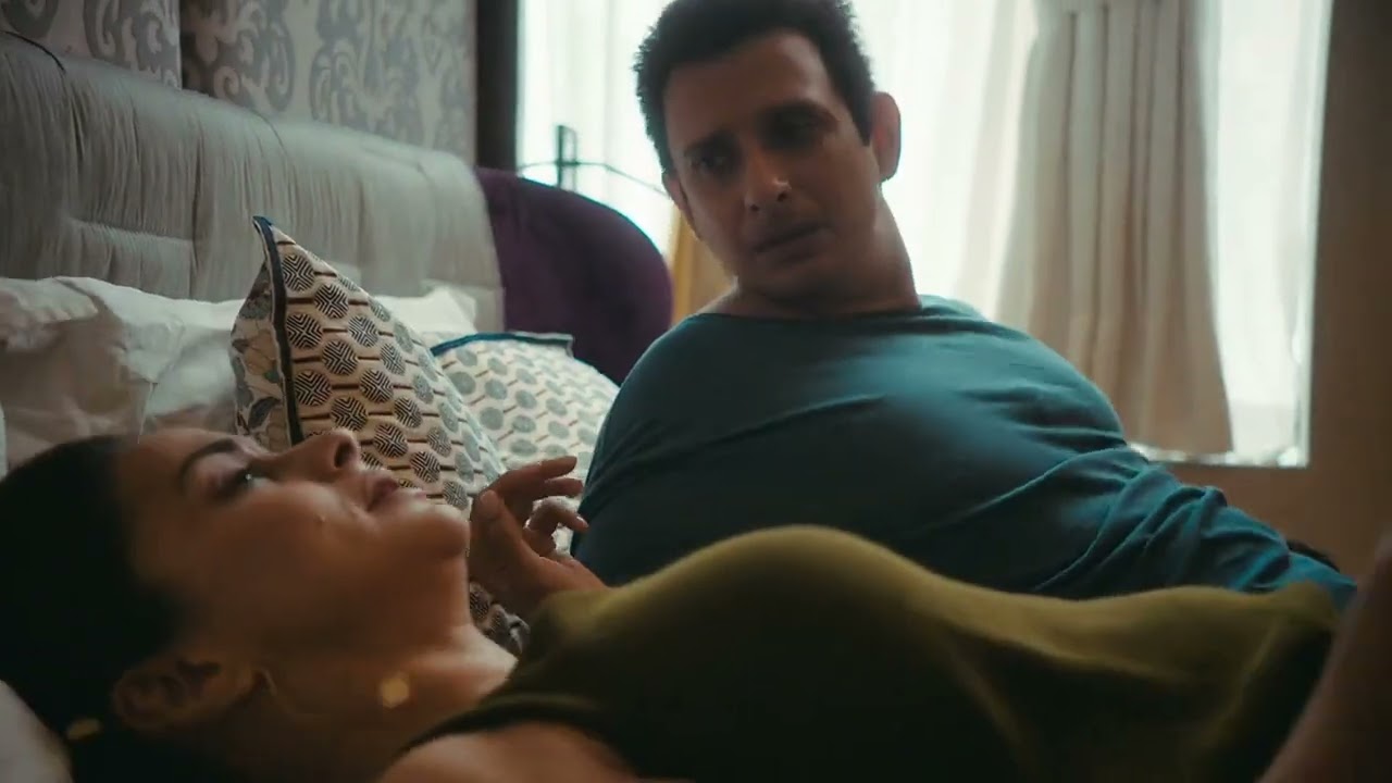 Gul panag kissing scene