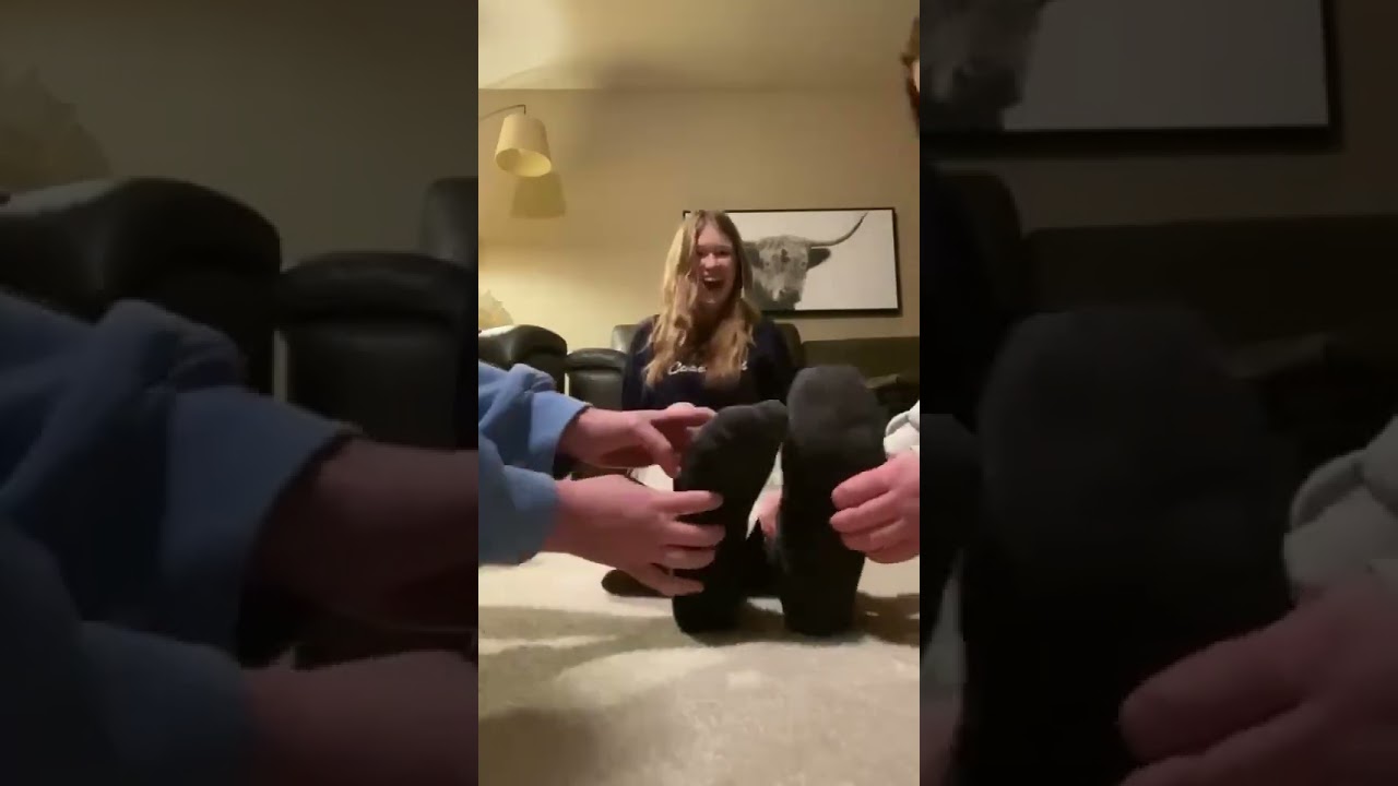 Gwen - Size 11.5 Feet Tickling