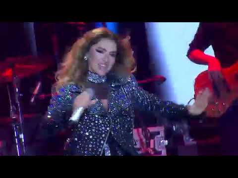 Hadise Bostancı Konseri Ve Bomba Kıyafeti