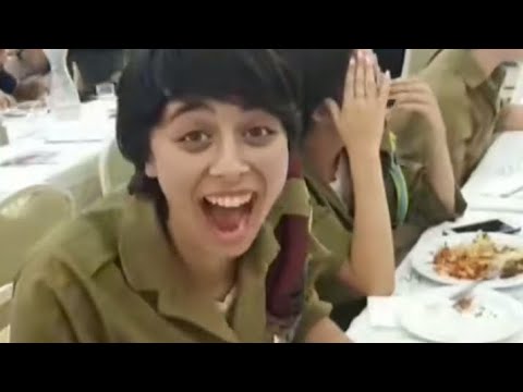 Hahaha military girl laughing 😂🤣