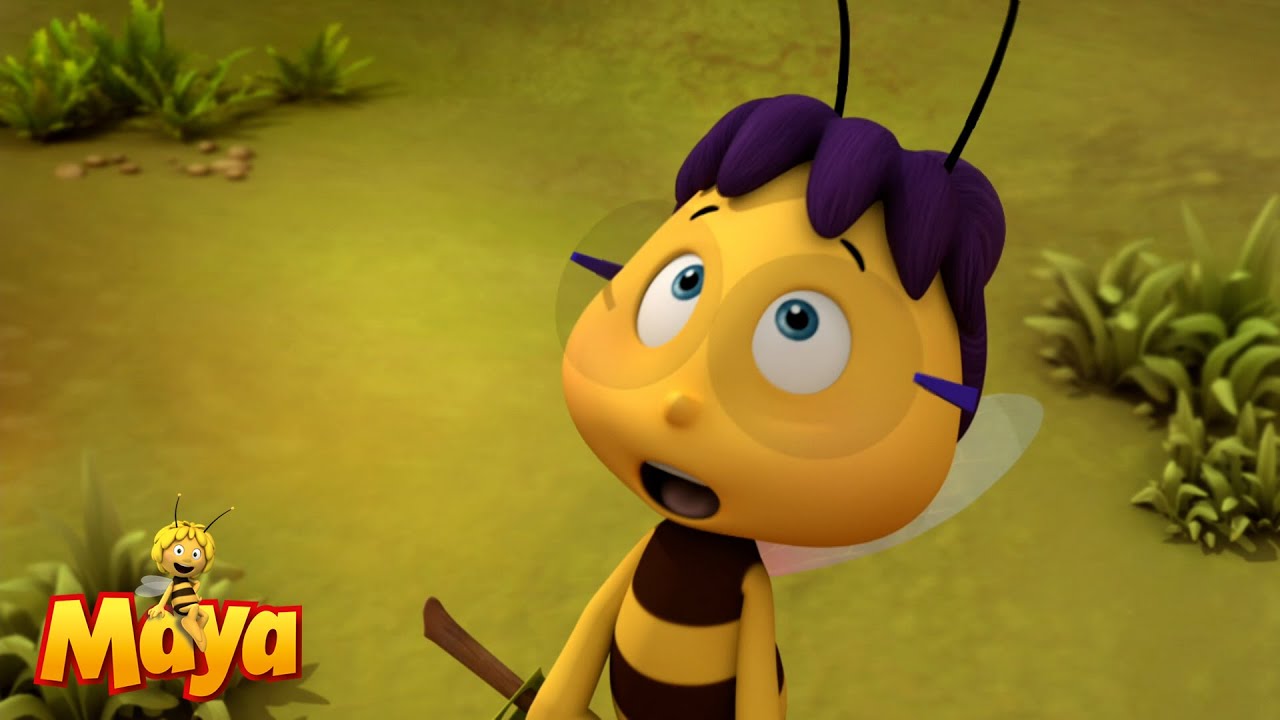Hannah Meets Flip - Maya the Bee🐝🍯🐝