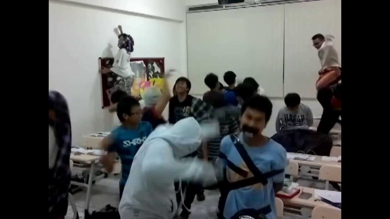 Harlem Shake Kebangsaan Bule