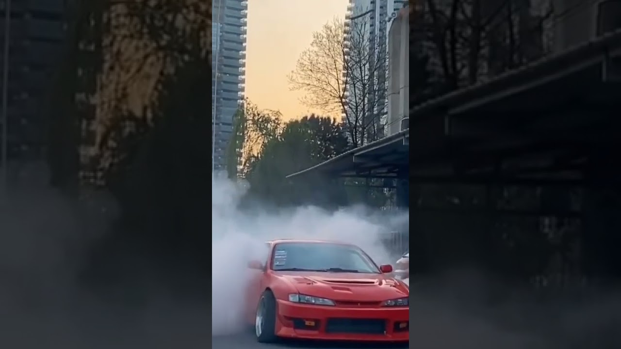 Harun taştan lastik yakma #ferrari #italya #turkey #youtubeshorts #youtube #red #haruntaştan #car