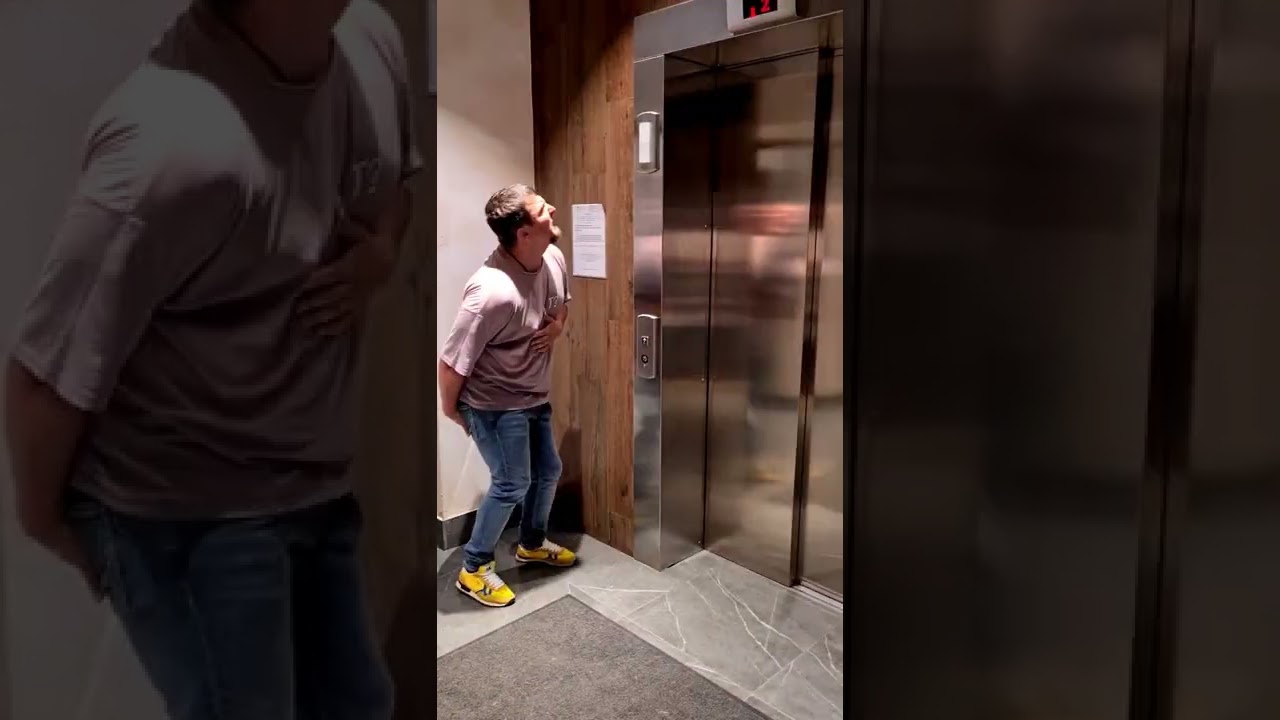He pooped on her...🤢🤮🤢 #shorts #tiktok  #viral