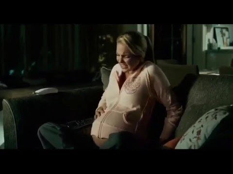 heavily pregnant scene + contractions begin
