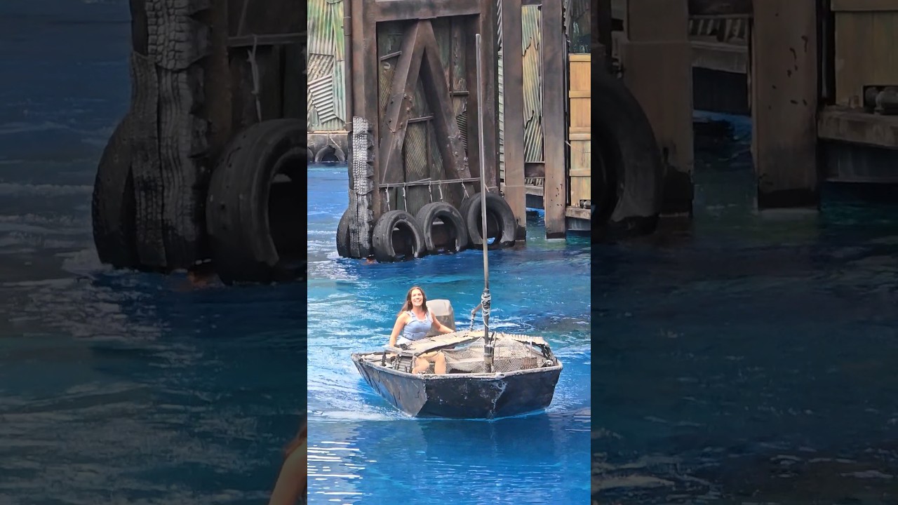 Helen's entrance at Waterworld