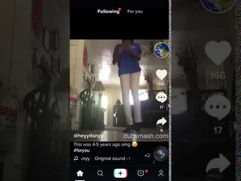 Heyitsnyy splits her pants