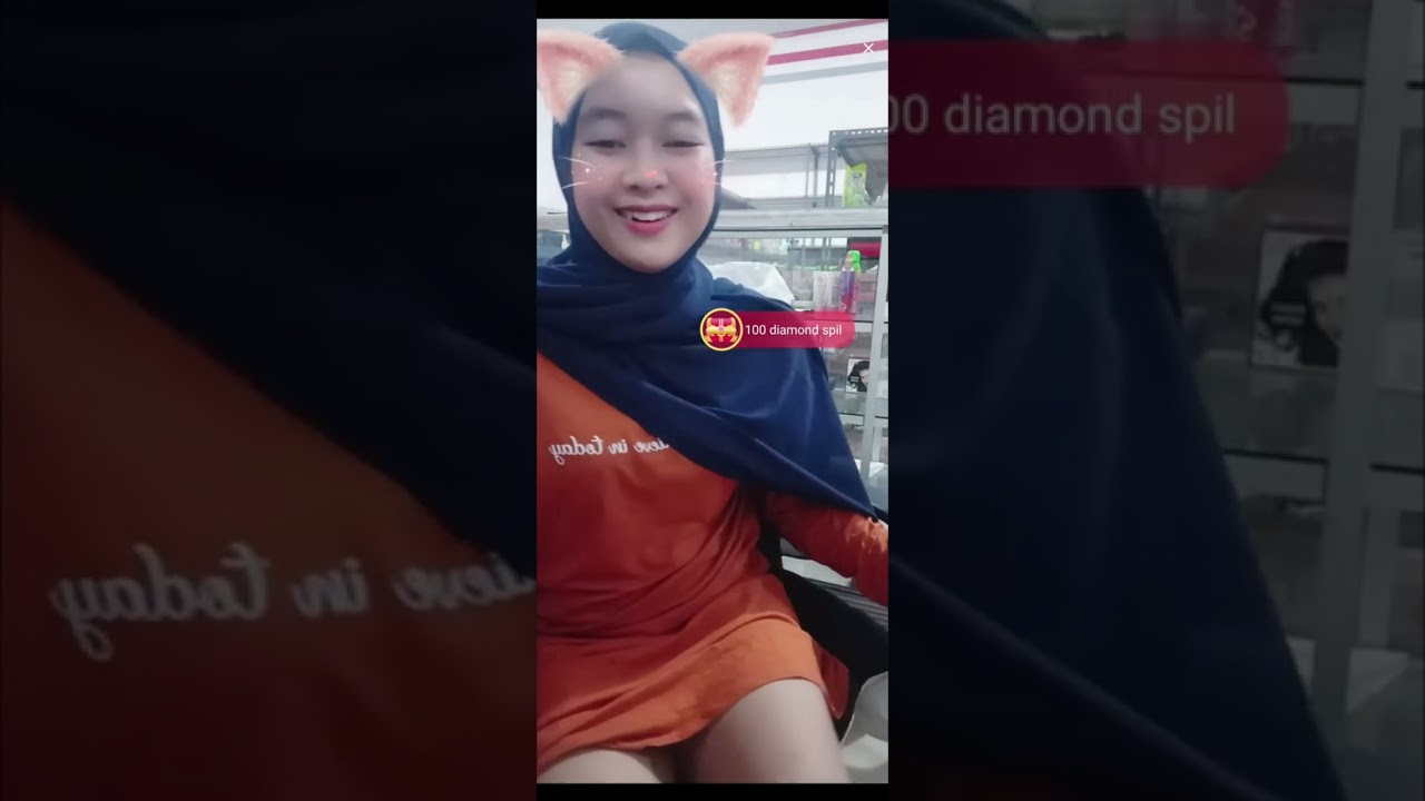 hijab bigo live pamer paha