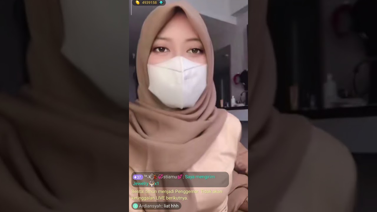hijab desah keenakan
