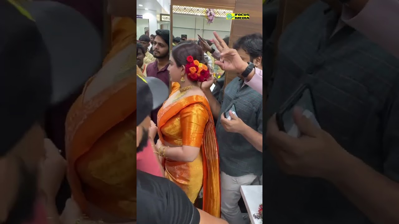 Honey Rose hot big ass 🍑 big boobs
