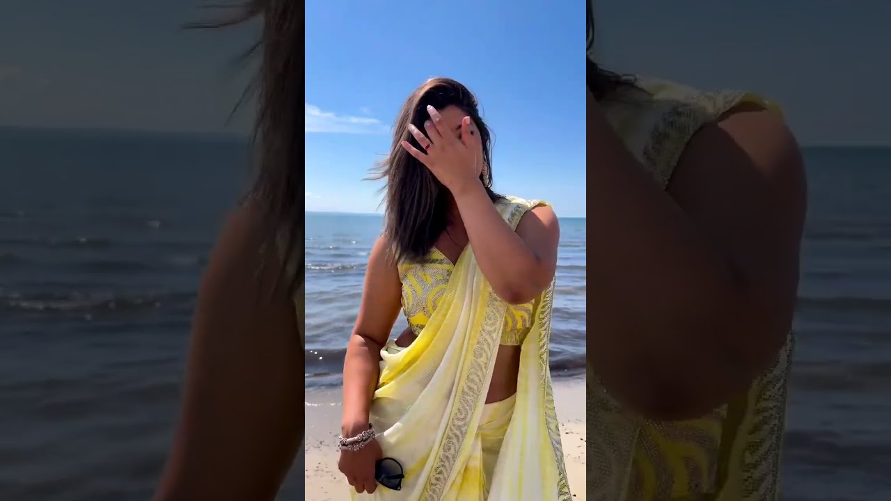 Hot Aunty on Beach 🥵👙